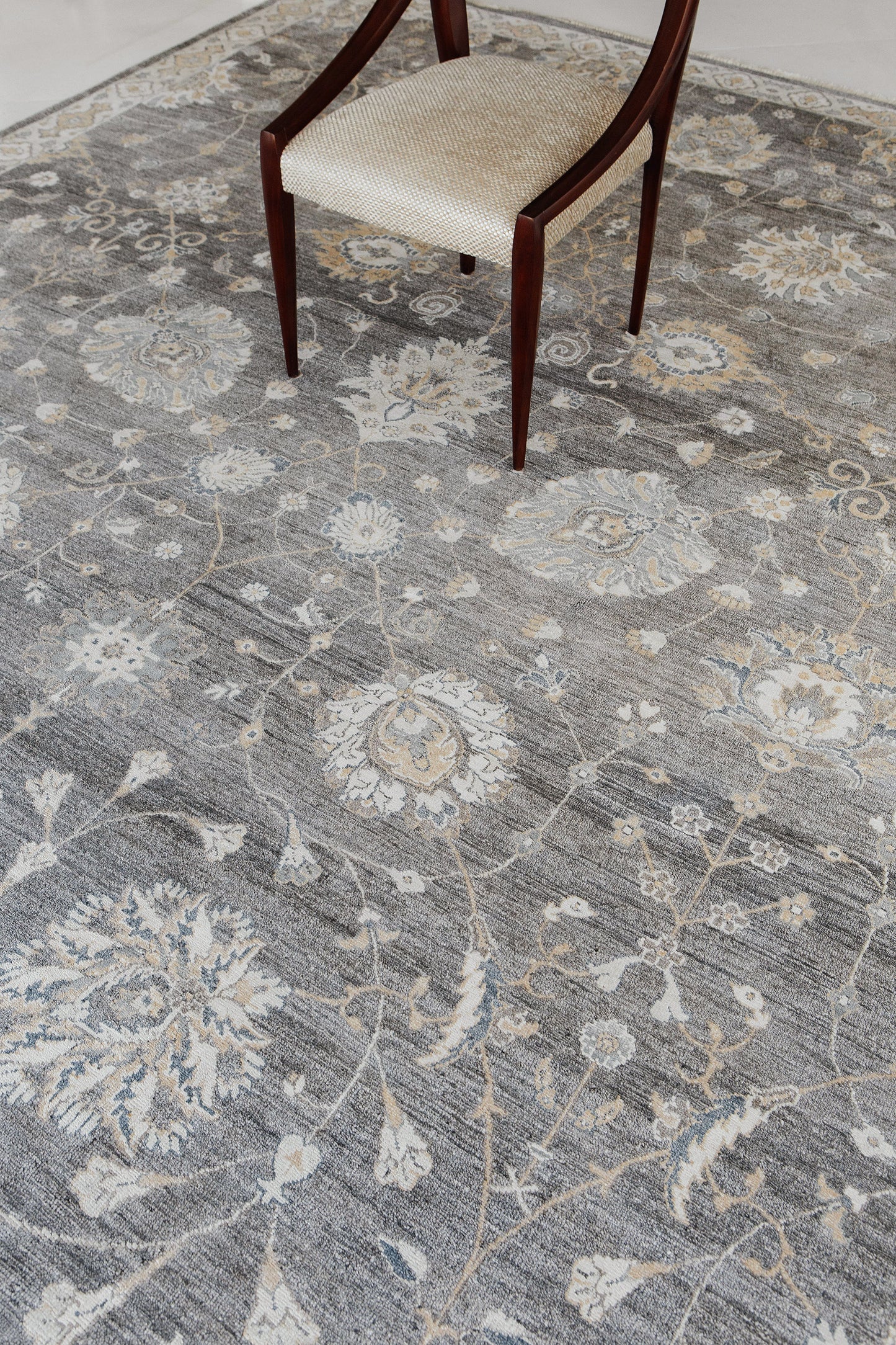 Bamboo Silk Fauna Collection Rug