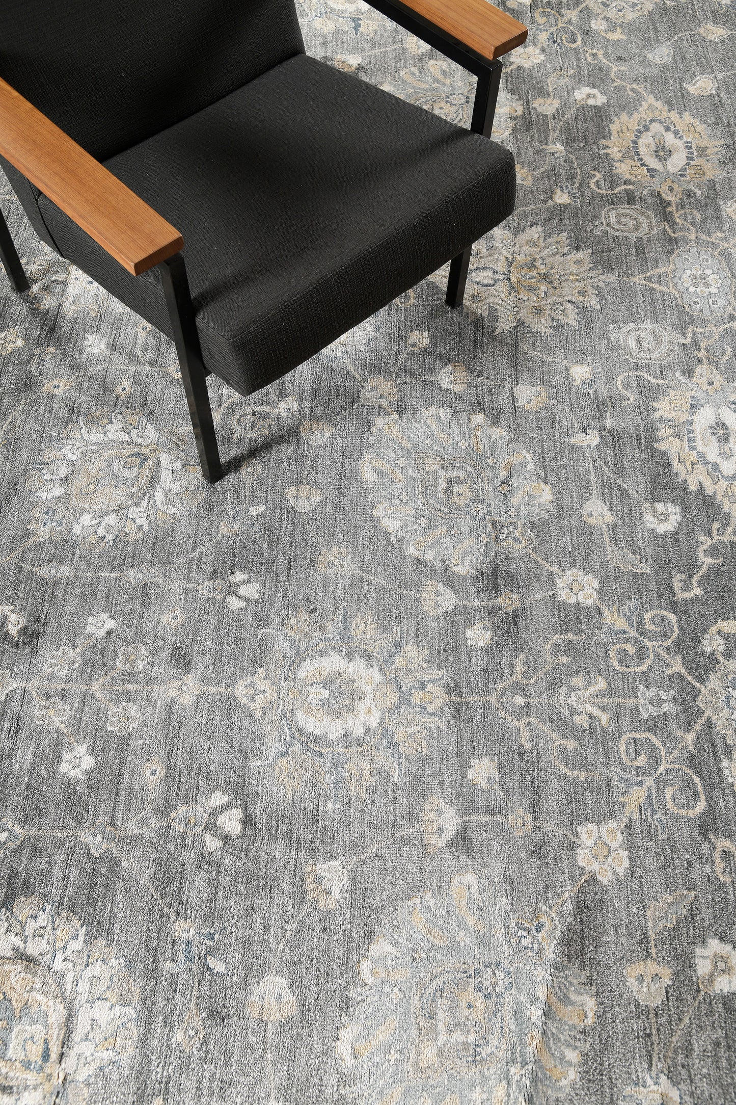 Bamboo Silk Fauna Collection Rug