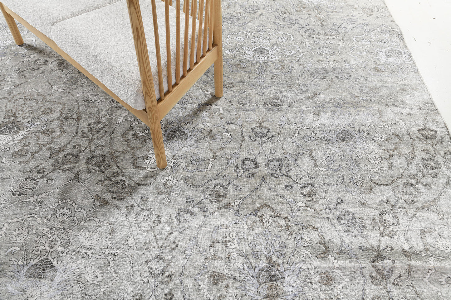 Transitional Design Rug Allure Bamboo Silk N836