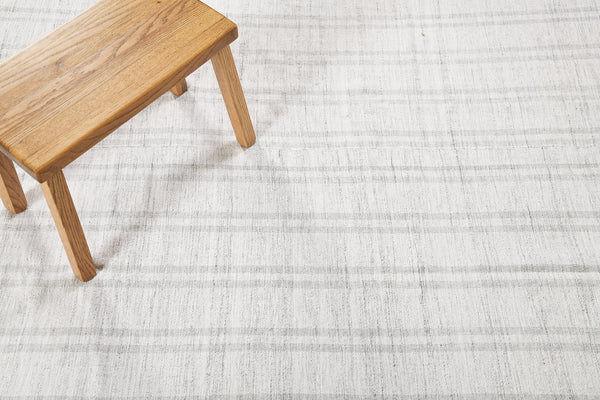 Turkish Tisse Kilim Flat Weave Rug - flat-weave kilim, hand-knotted in Turkey - close-up of weave texture and pile [#42]