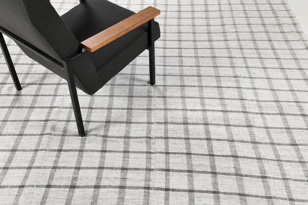 Turkish Tisse Kilim Flat Weave Rug - flat-weave kilim, hand-knotted in Turkey - full length showing color variation [#44]