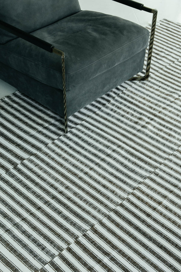 Turkish Tisse Kilim Flat Weave Rug - flat-weave kilim, hand-knotted in Turkey - detailed border and fringe [#45]