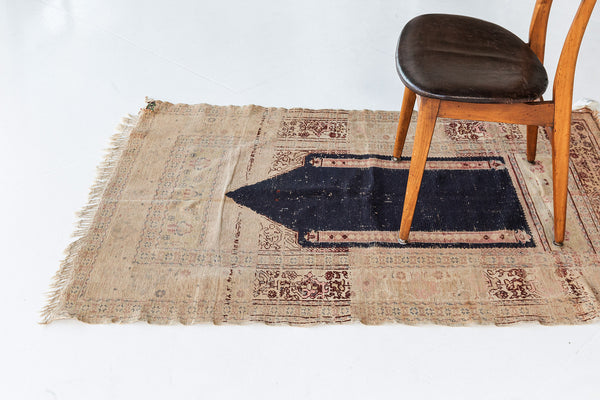 Antique Turkish Anatolian Prayer Rug - hand-knotted in Turkey - close-up of weave texture and pile