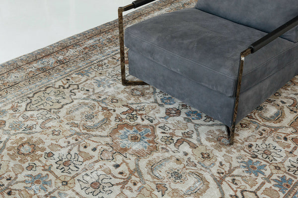 Persian Rug 1057 Antique Persian Mahal Distressed Rug 26372