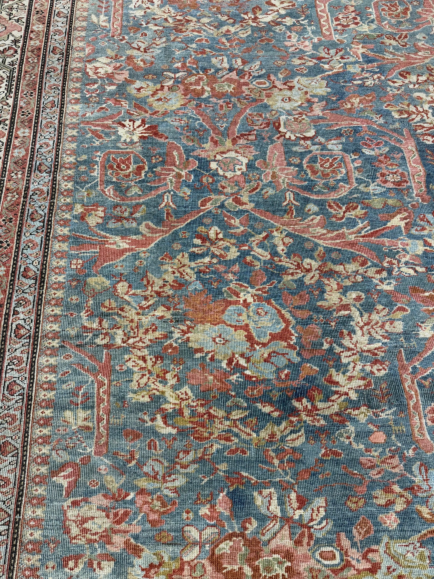 Antique Persian Sultanabad Rug 26464