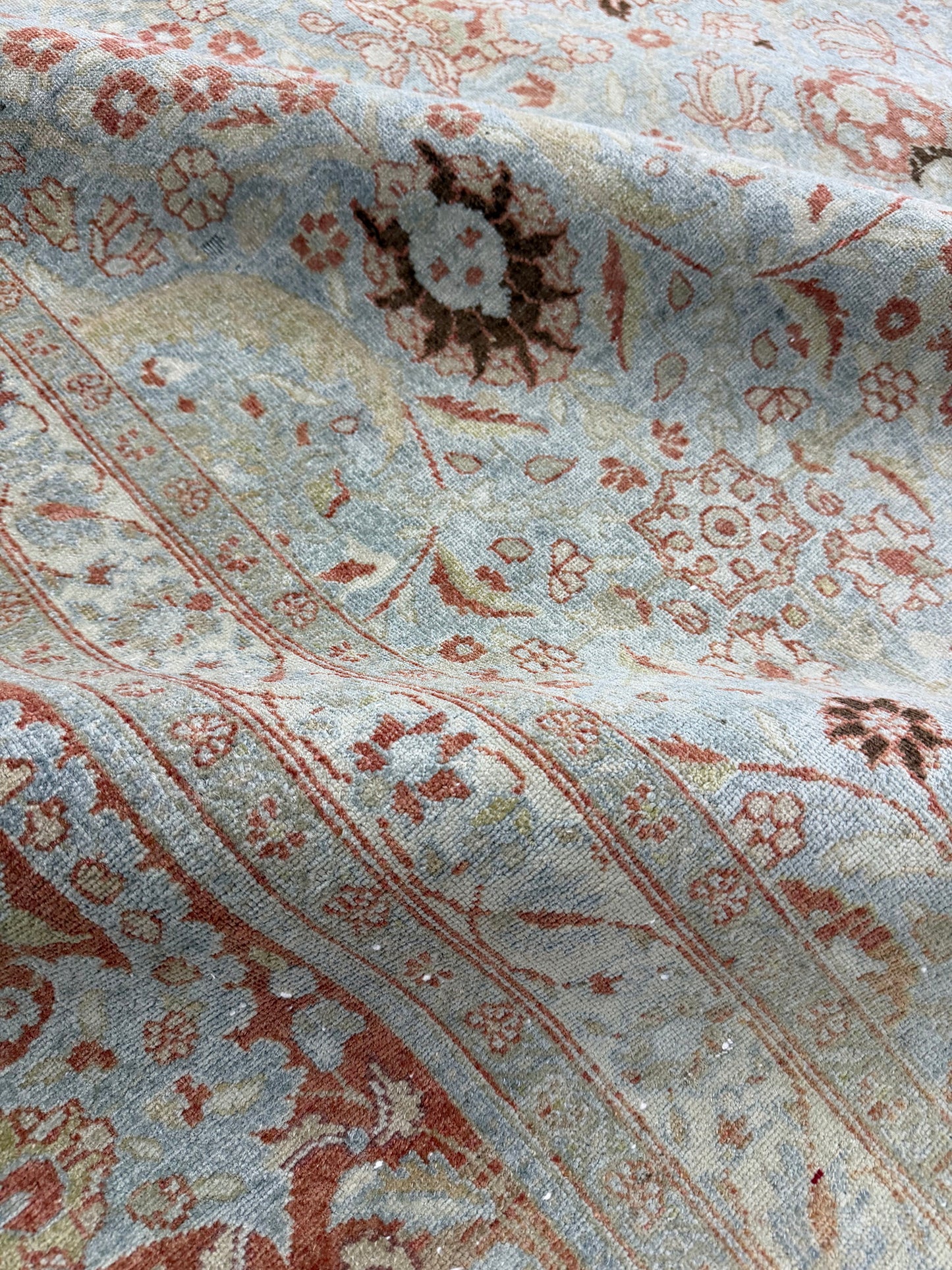 Antique Persian Tabriz Rug 26680