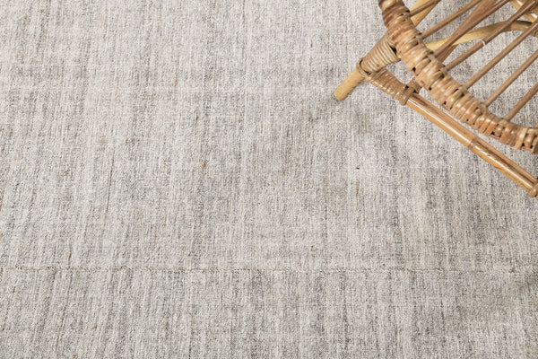 Turkish Tisse Kilim Flat Weave Rug - flat-weave kilim, hand-knotted in Turkey - full length showing color variation [#33]