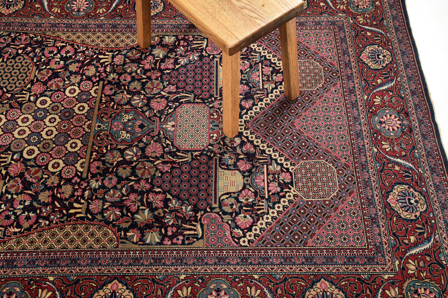 Antique Persian Kashan Rug 26821