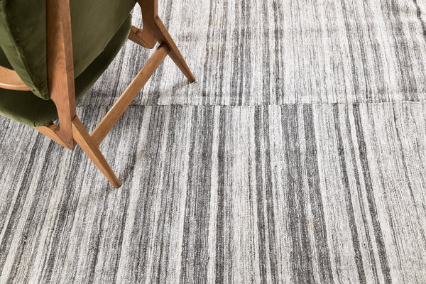 Turkish Tisse Kilim Flat Weave Rug - flat-weave kilim, hand-knotted in Turkey - close-up of weave texture and pile [#13]