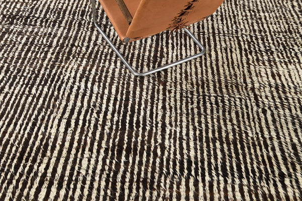 Modern Rug Image 2207 Burle, Haute Bohemian