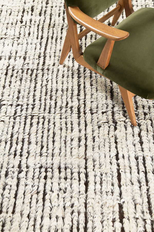 Modern Rug Image 4314 Fohn, Haute Bohemian