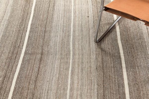Vintage Anatolian Turkish Flat Weave Kilim - flat-weave kilim, hand-knotted in Turkey - styled in room setting [#21]