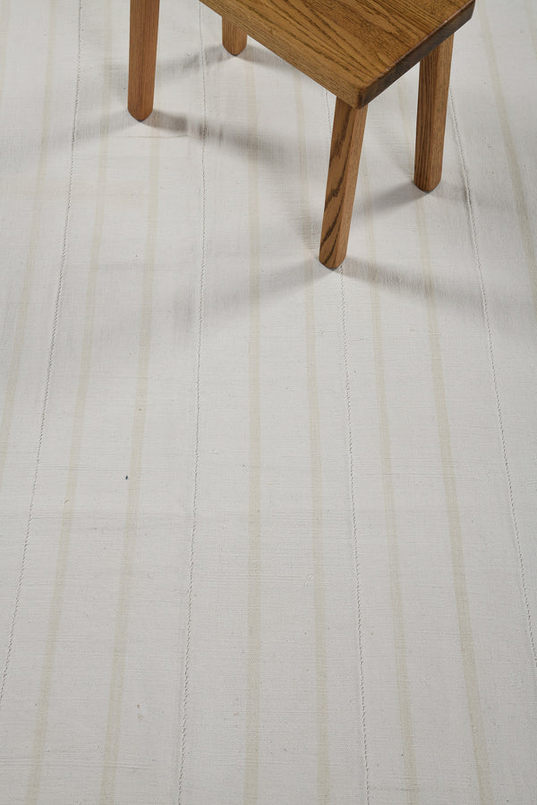Vintage Anatolian Turkish Flat Weave Kilim - flat-weave kilim, hand-knotted in Turkey - styled in room setting [#18]