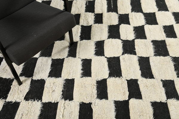 Modern Rug Image 10186 Sirocco, Haute Bohemian