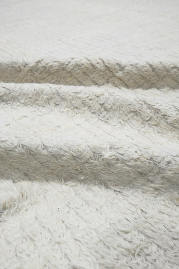 Fohn, Haute Bohemian, Ivory