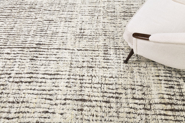 Modern Rug Image 4284 Fohn, Haute Bohemian