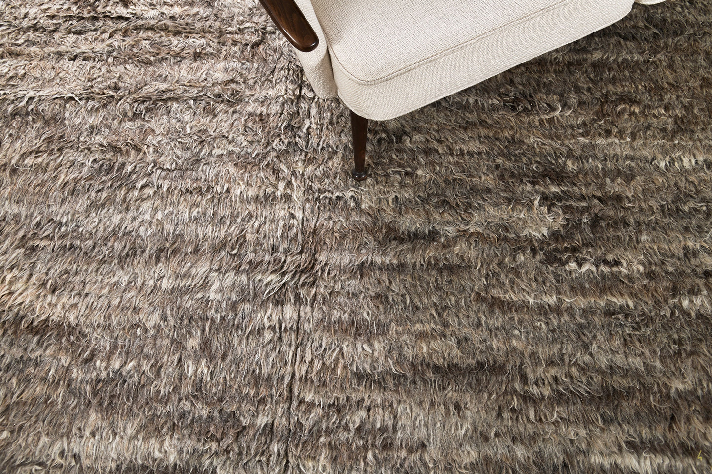 Modern Rug Image 4870 Gregale, Haute Bohemian