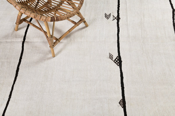 Vintage Anatolian Turkish Flat Weave Kilim - flat-weave kilim, hand-knotted in Turkey - overhead flat lay view [#3]