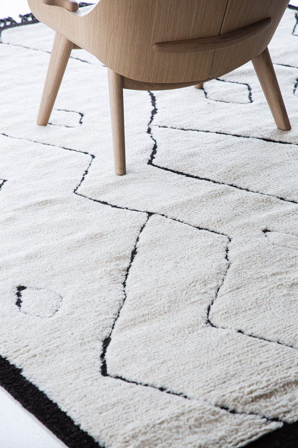 Balang, Atlas Collection, Ivory Black - close-up of weave texture and pile