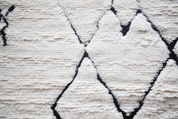 Modern Rug Image 12086 Tussah, Atlas Collection