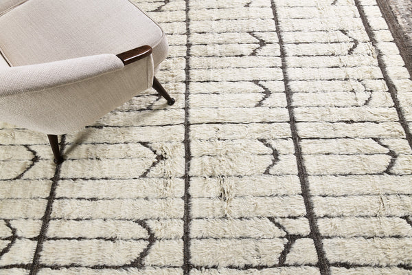 Modern Rug Image 11135 Taku, Haute Bohemian