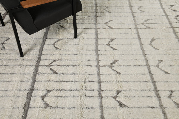 Modern Rug Image 11138 Taku, Haute Bohemian