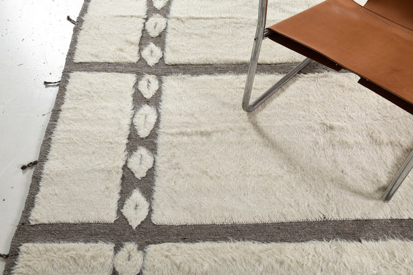 Modern Rug Image 1677 Bayamo, Haute Bohemian