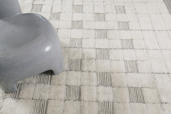 Modern Rug Image 5102 Heron, Sandpiper Collection