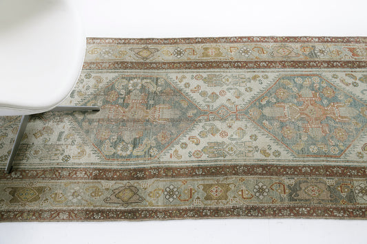 Antique Persian Malayer 29692 - close-up of weave texture and pile