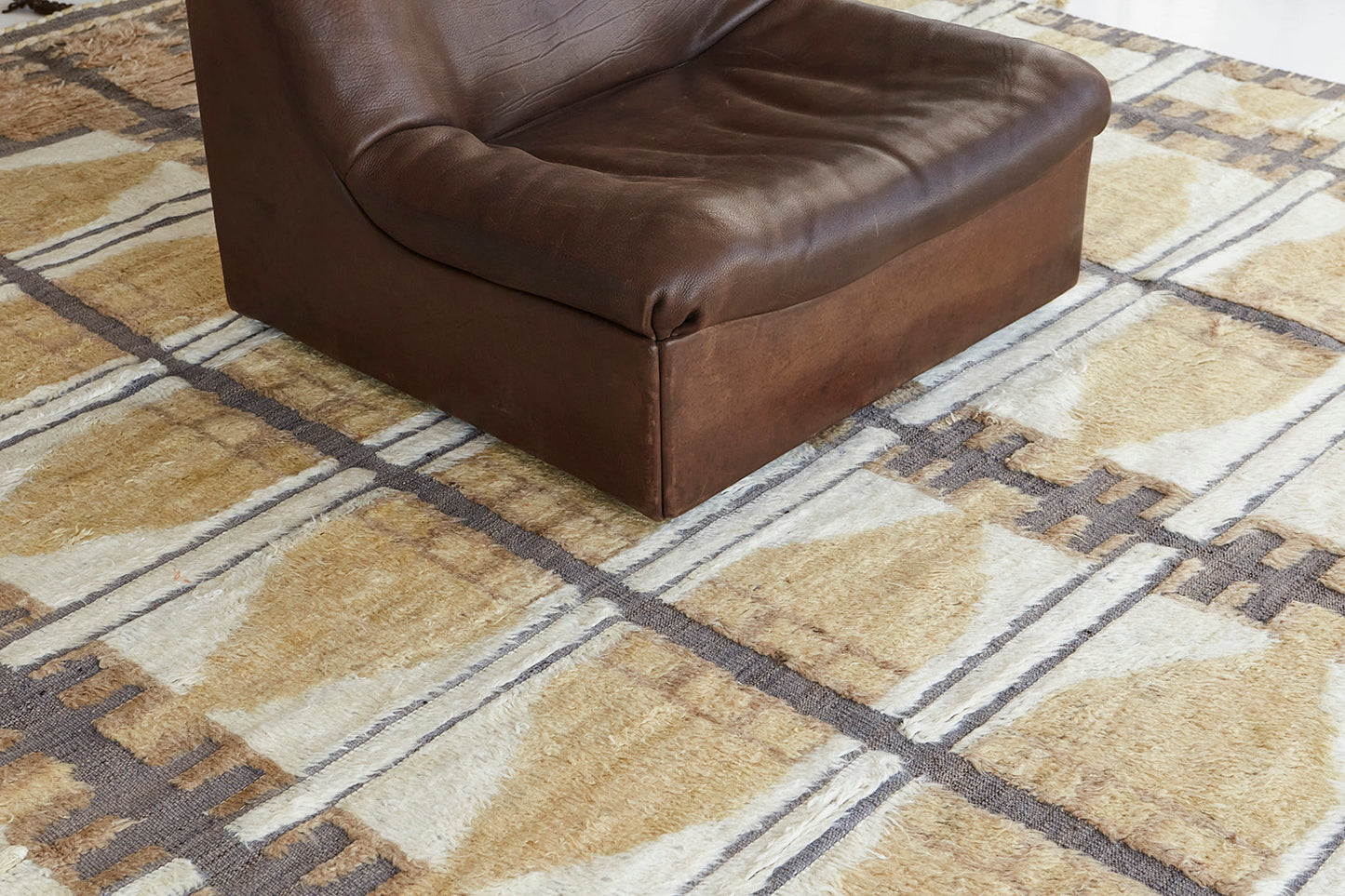 Thus, Kust Collection, Charcoal Gold - overhead flat lay view