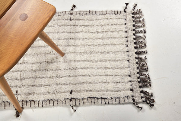 Modern Rug Image 4340 Fohn, Haute Bohemian