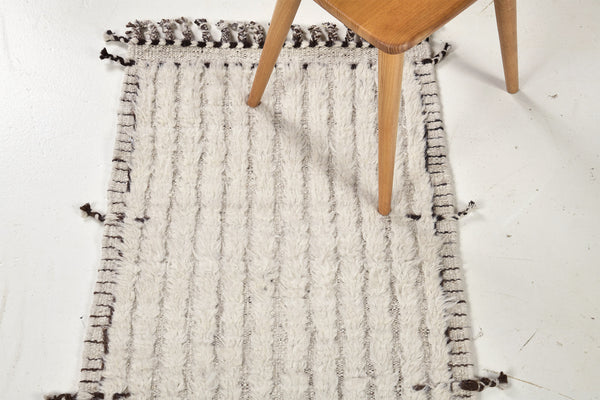 Modern Rug Image 4338 Fohn, Haute Bohemian