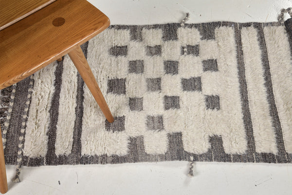 Modern Rug Image 10202 Sirocco, Haute Bohemian