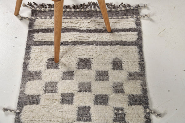 Modern Rug Image 10203 Sirocco, Haute Bohemian