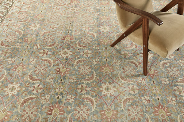 Antique Persian Bakhtiari 30788 - styled in room setting