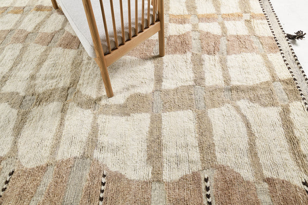Modern Rug Image 4769 Gley, Atlas Collection