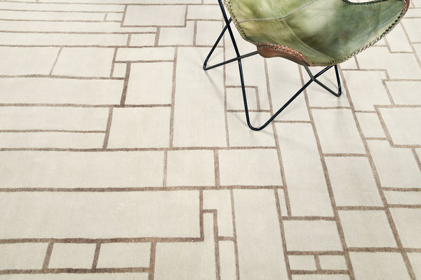Portoro, Design Rhymes, Pale Clay - detailed border and fringe