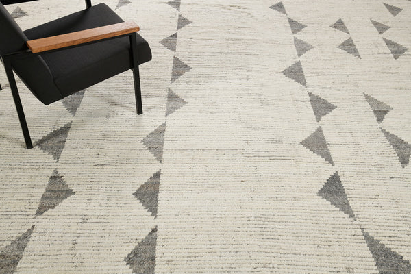Modern Rug Image 4691 Gimbrala, Haute Bohemian