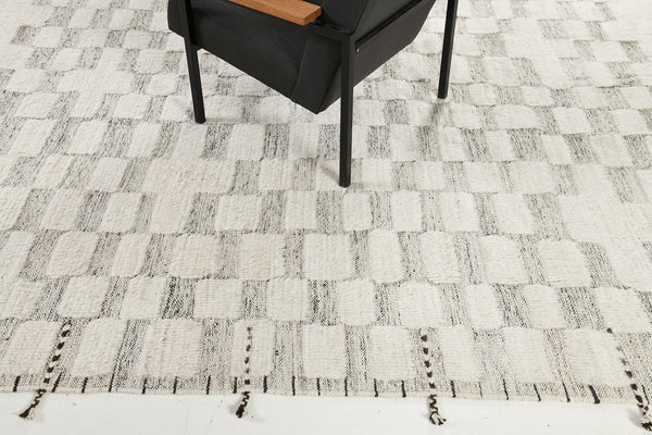Modern Rug Image 10216 Sirocco, Haute Bohemian