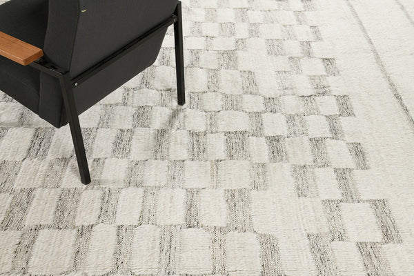 Modern Rug Image 10215 Sirocco, Haute Bohemian