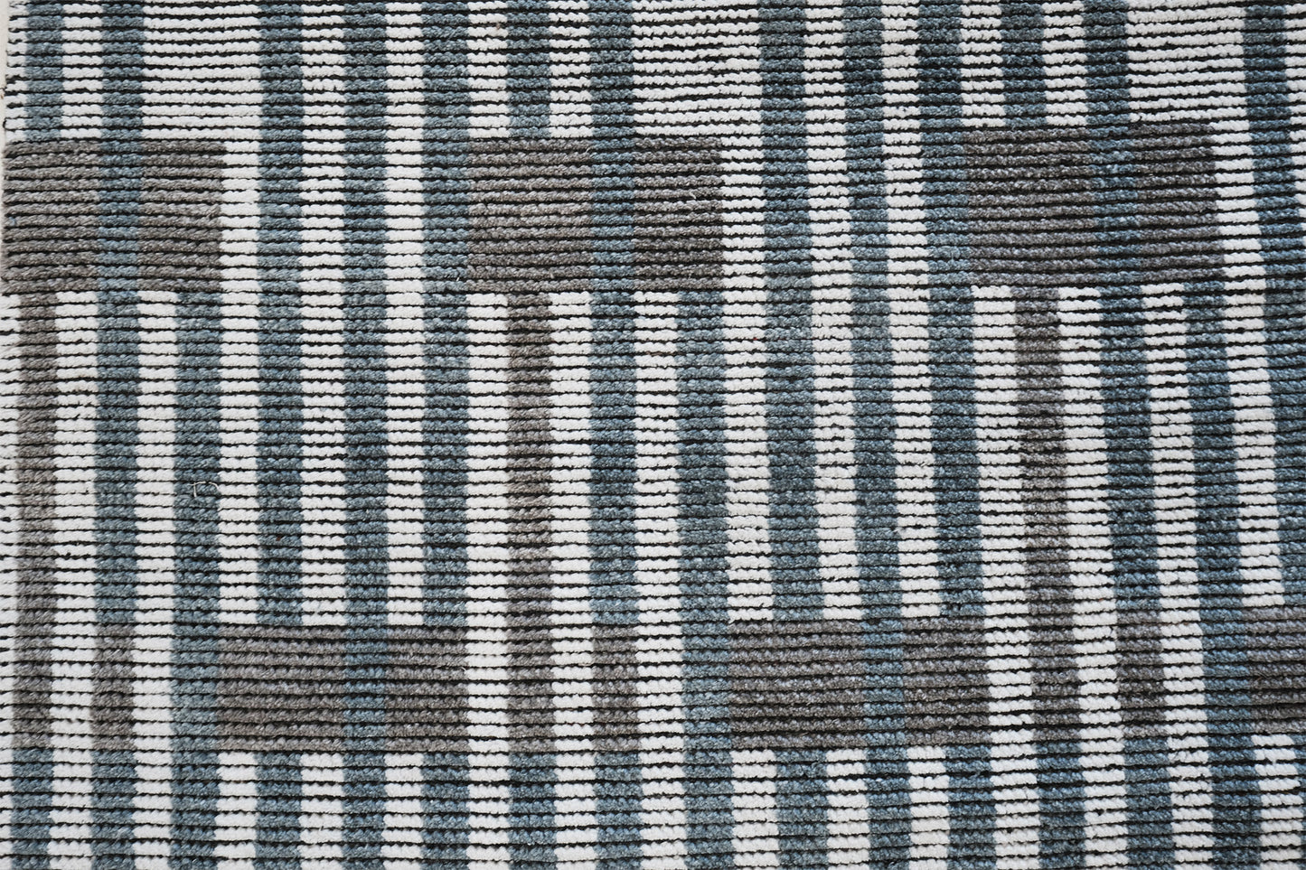 Modern Rug Image 6316 Loureiro, Nasim Collection