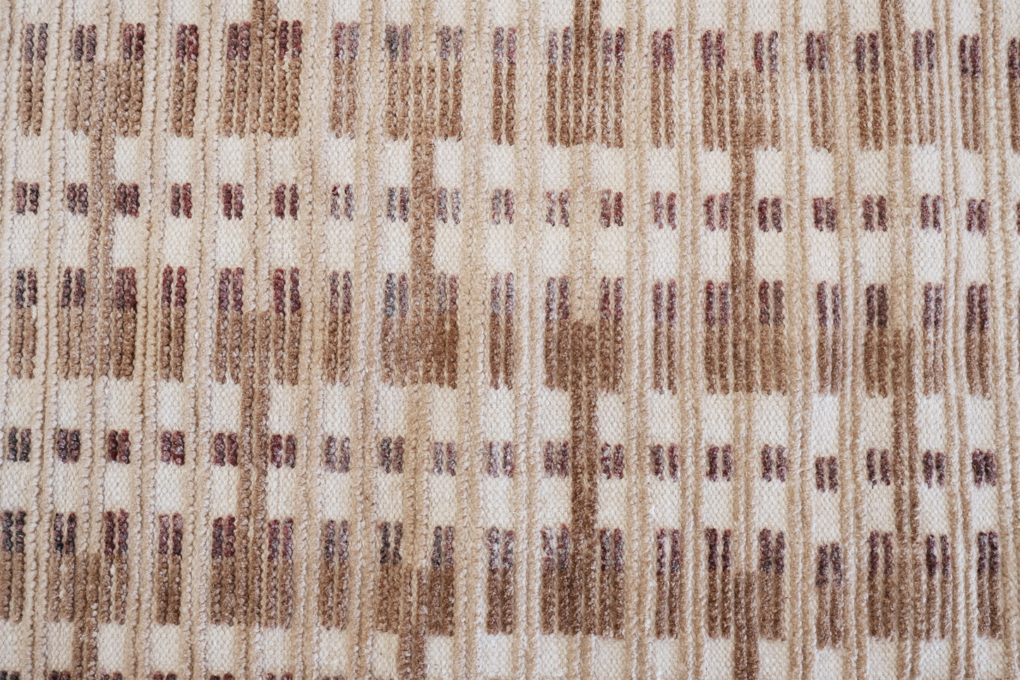 Modern Rug Image 9260 Piquette, Nasim Collection