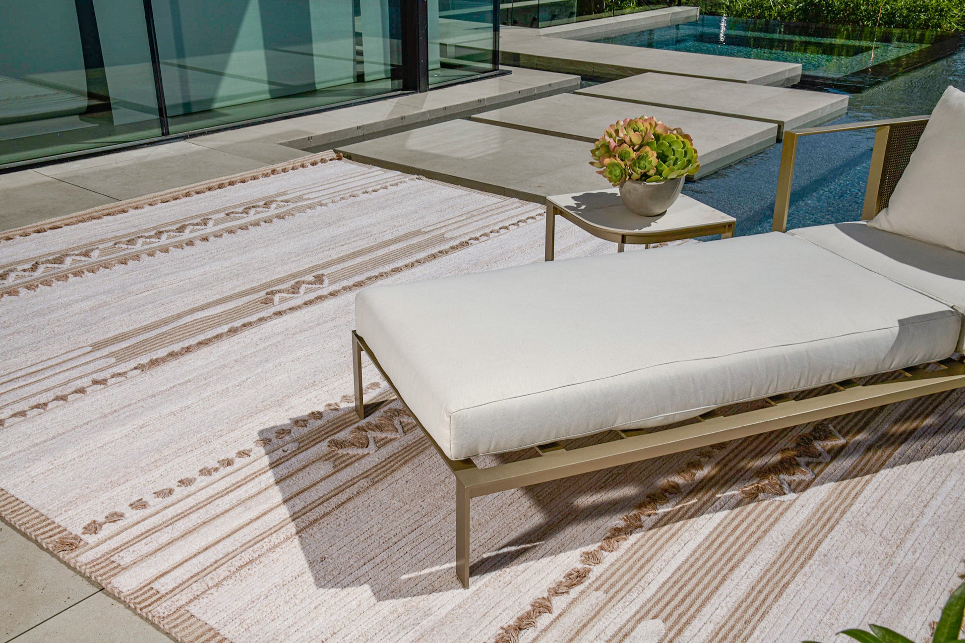 Modern Rug Image 1524 Barbera, Nasim Collection