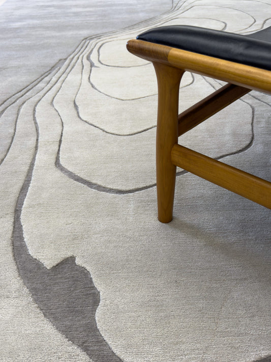Modern Rug Image 2913 Echoes by Claudia Afshar