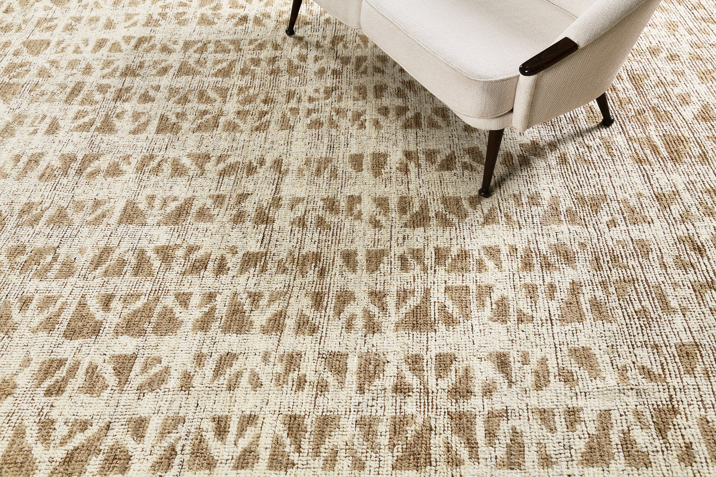 Modern Rug Image 5176 Hoopo, Nomad Collection