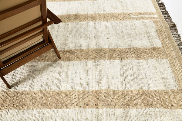 Modern Rug Image 563 Amastan, Nomad Collection