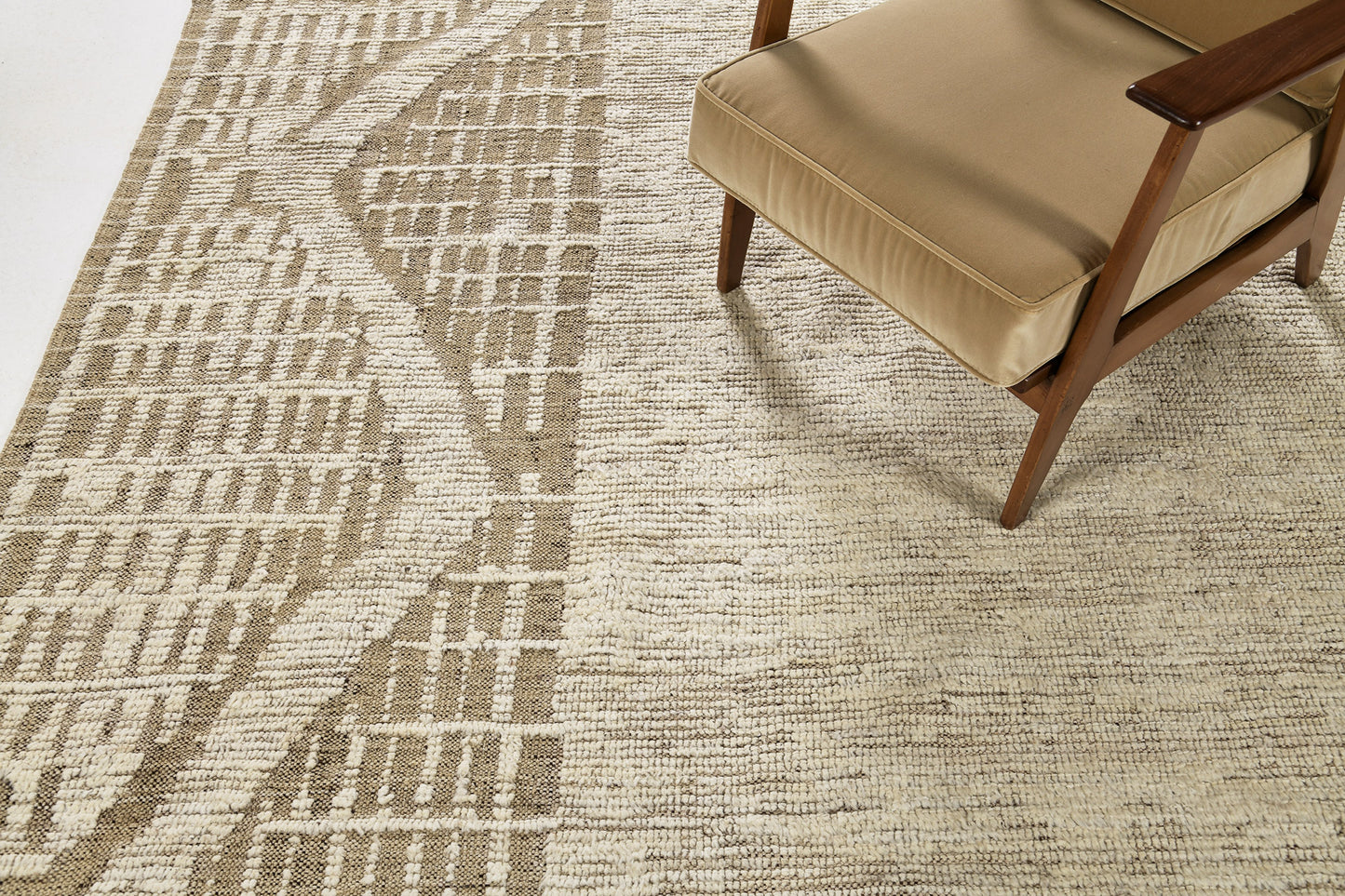 Modern Rug Image 2876 Djebel, Nomad Collection