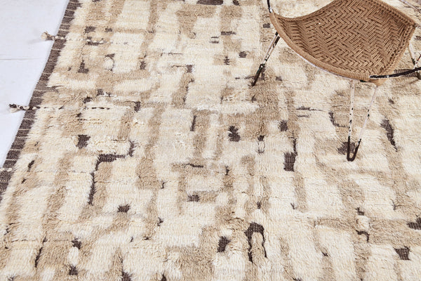 Deverpa, Atlas Collection, Gray Wheat - full length showing color variation