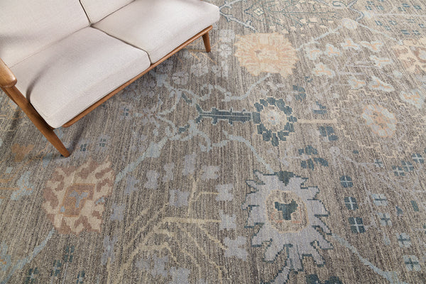 Oushak, Sultanabad Collection - close-up of weave texture and pile [#1]