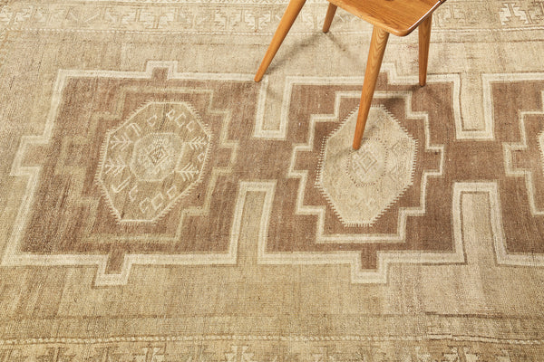 Vintage Turkish Kars Runner - narrow runner, hand-knotted in Turkey - close-up of weave texture and pile [#3]